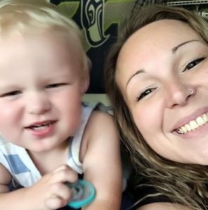 Meet your Posher, Stephanie